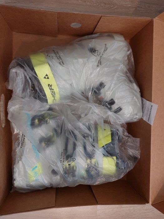 Nowe buty narciarskie damskie Fischer RC4 95 MV VACGW rozm.23,5 (37