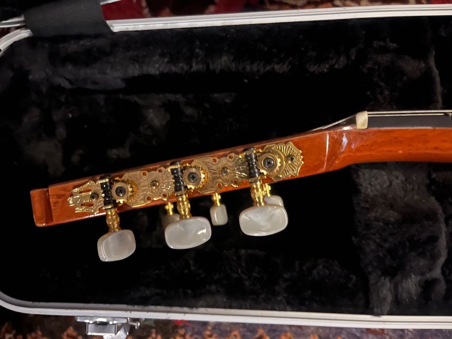 Guitarra Clássica Alhambra 6C