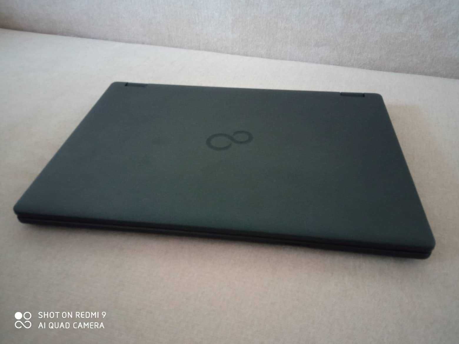 Laptop Fujitsu Lifebook E448