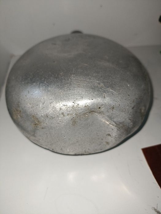 Cantil militar antigo