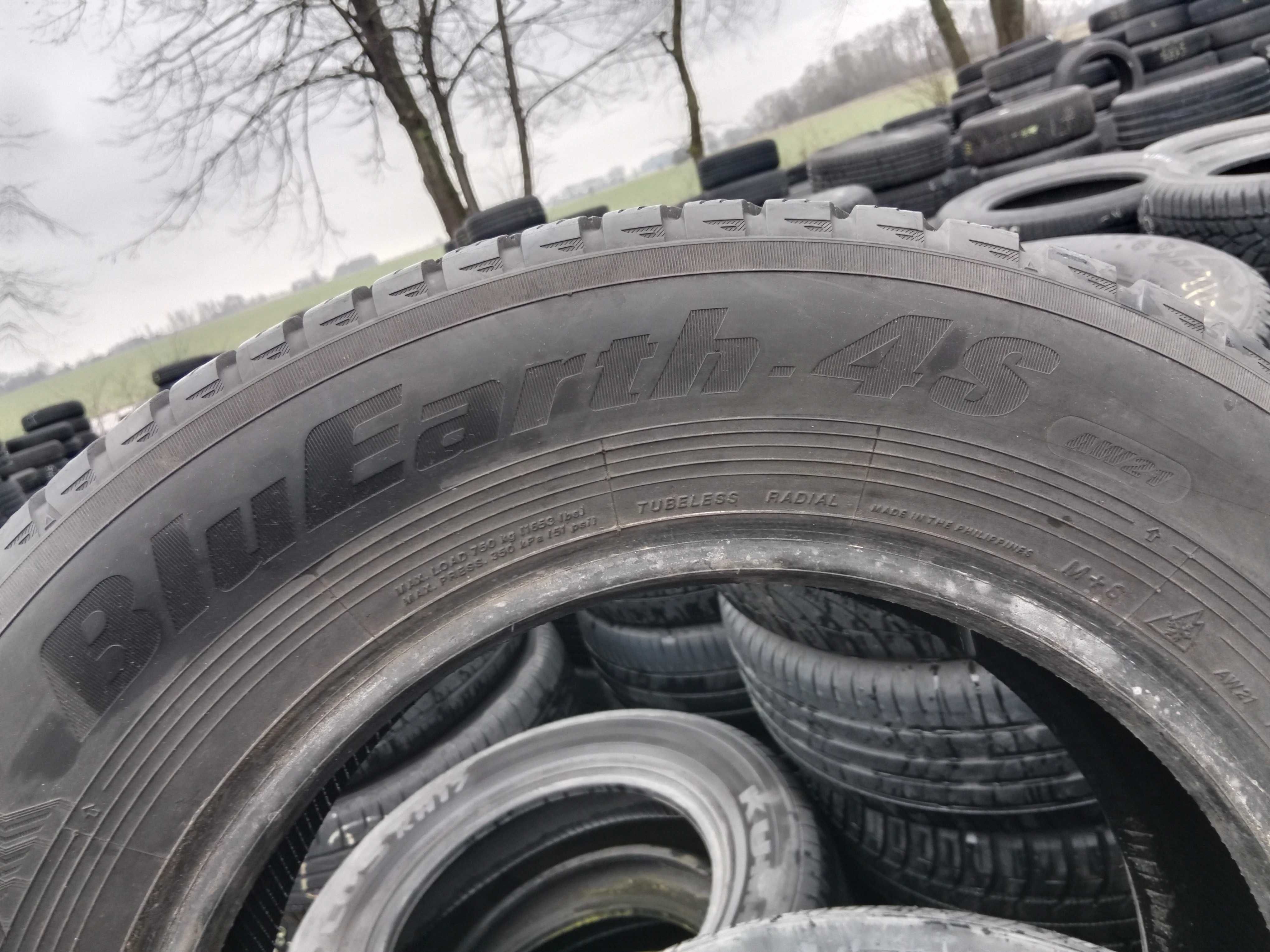 Opona używana 215/65R16 Yokohama BluEarth-4S AW21 1szt.