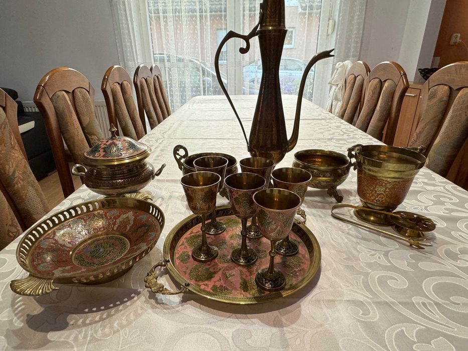 Indyjski zestaw porcelanowy