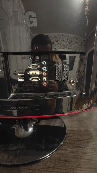 Монітор LG +TV 22" чудовий стан