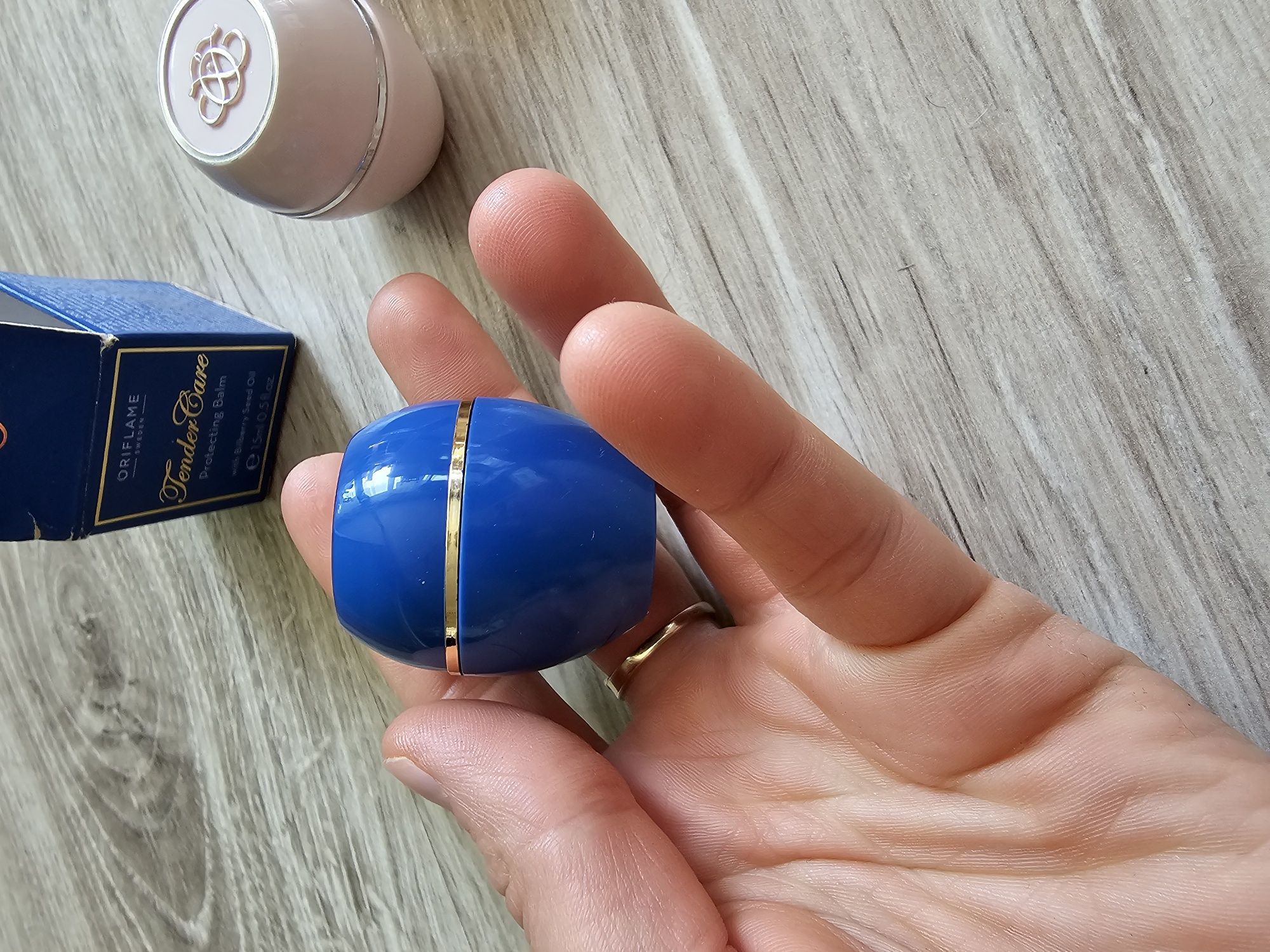 Balsamy do ust Oriflame