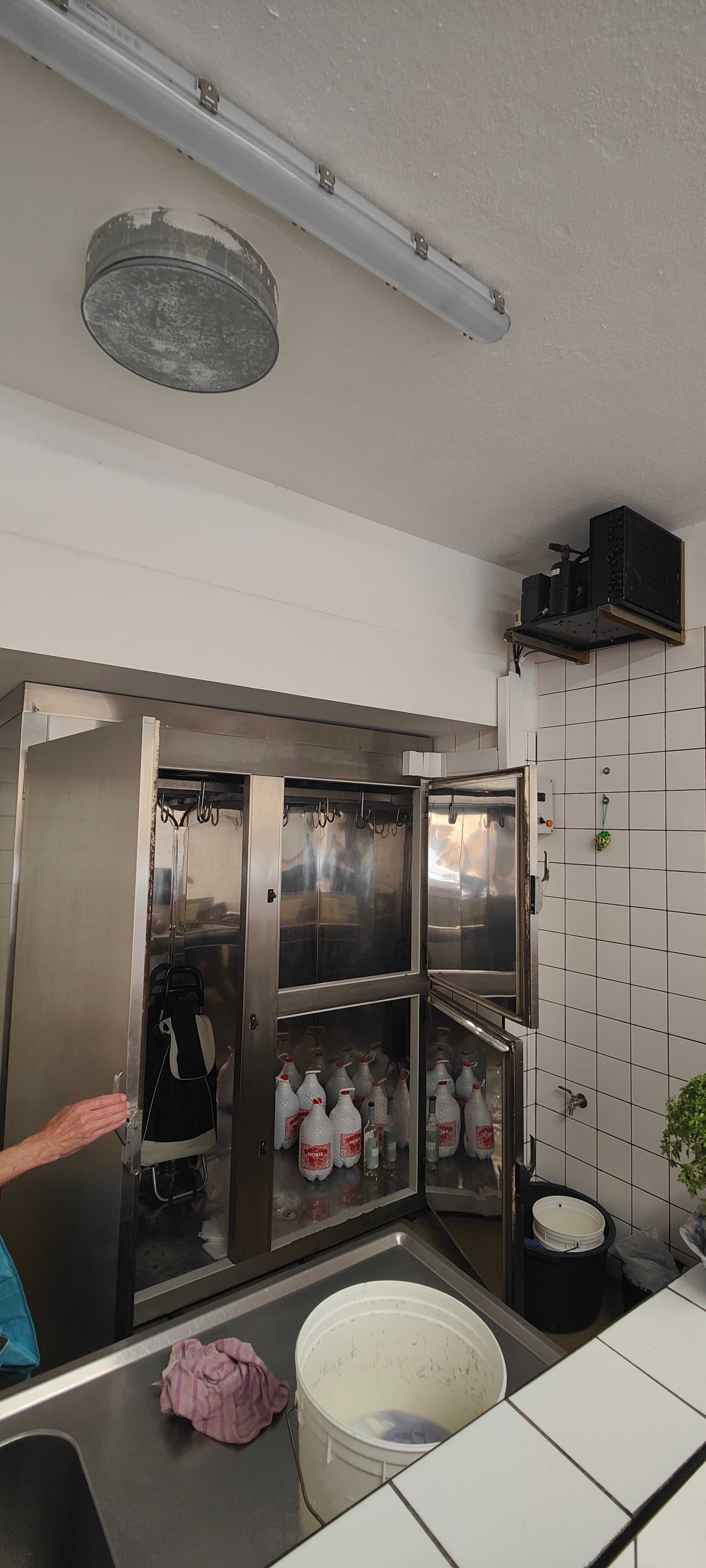 Frigorífico Comercial de Aço inoxidável com motor funcional