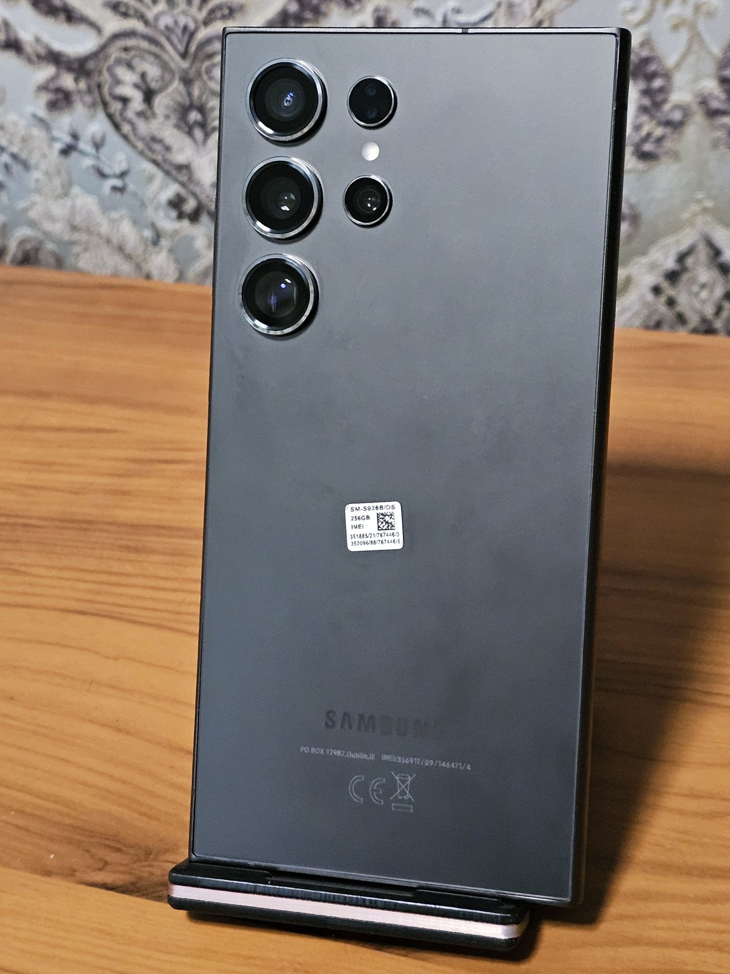 Samsung galaxy S24 ultra 12-256