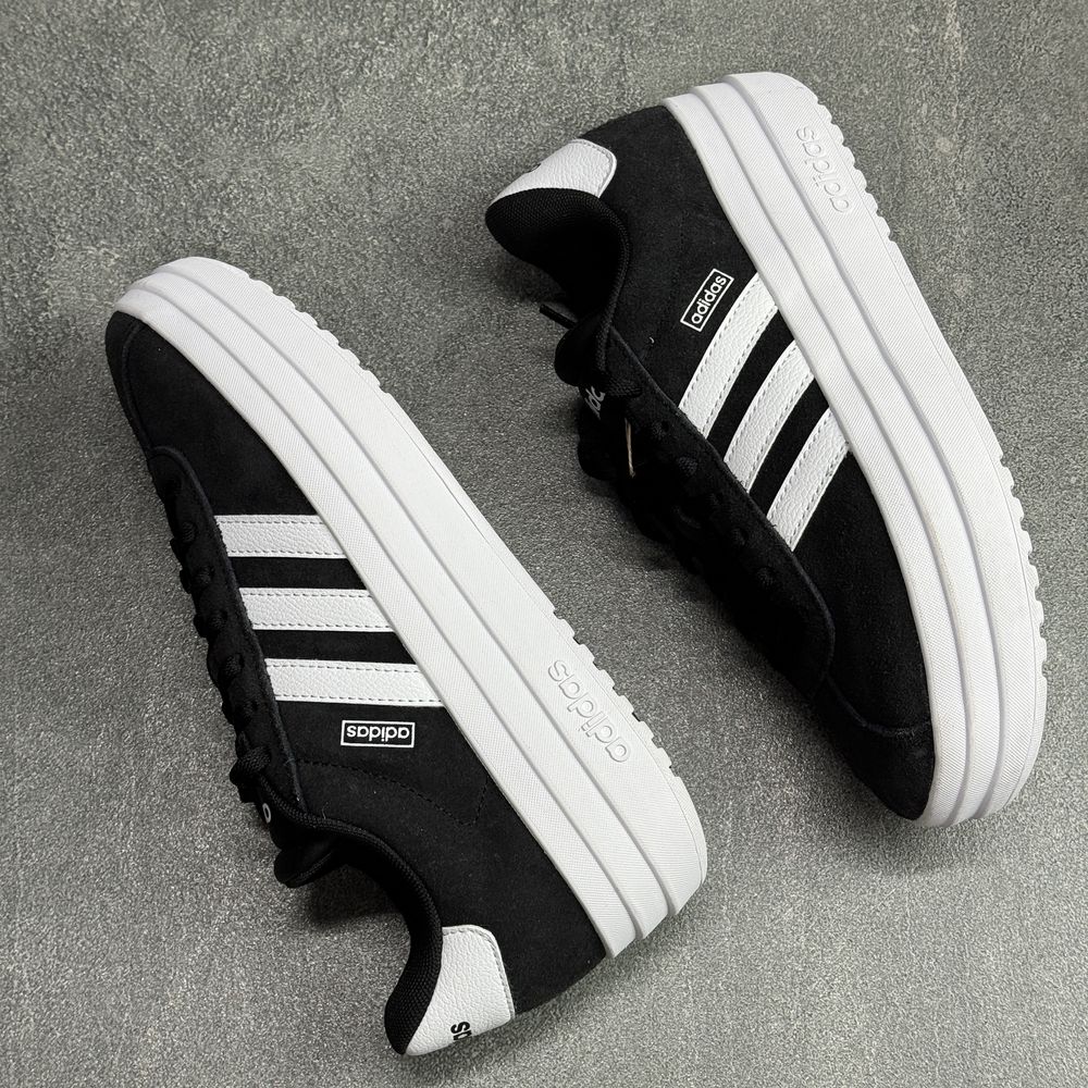 ОРИГІНАЛ 100%Шкіряні кросівки Adidas  JI1794 /37/38.5 р