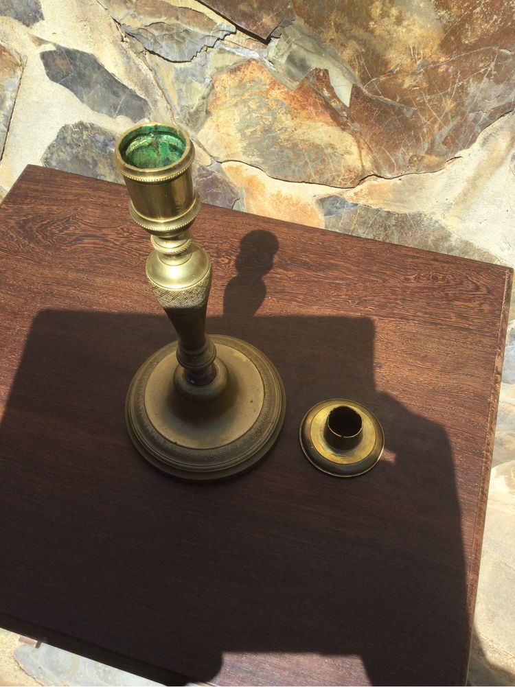 Castiçal Bronze Judaico Séc XX (início) 26 cm
