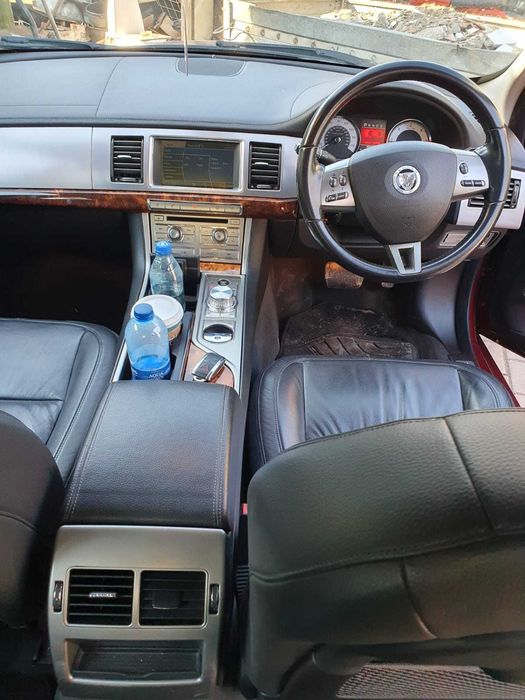 JAGUAR XF LUXS  2,7 diesel automat