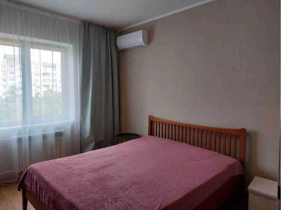 Оренда 2-к квартири на вул. Дмитра Луценка