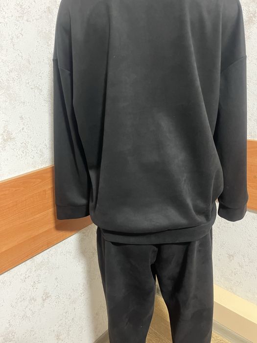 Жіночий костюм кожзам