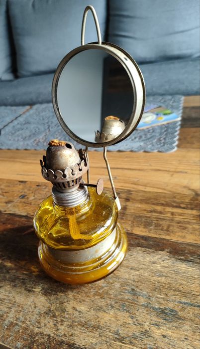 Stara lampa naftowa