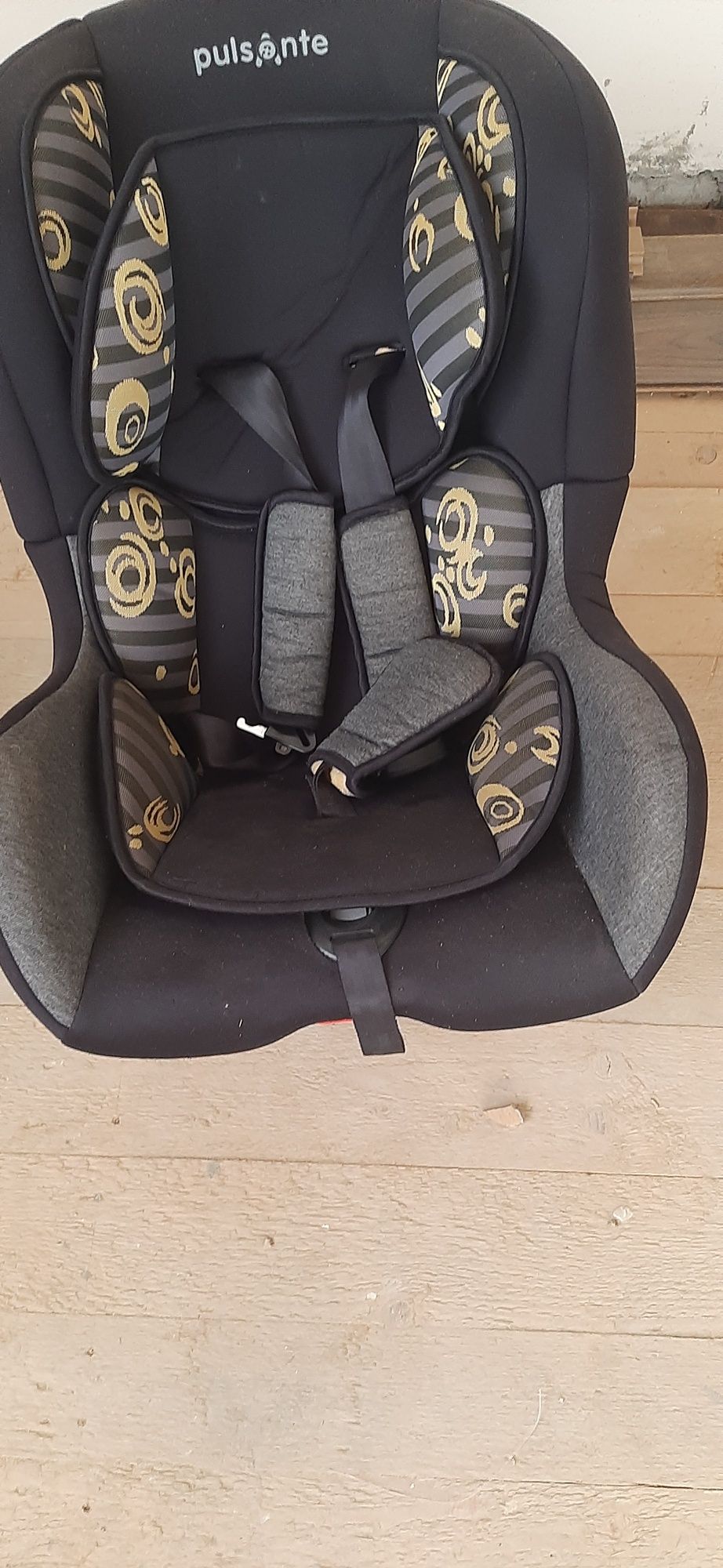 Авто кресло для ребенка