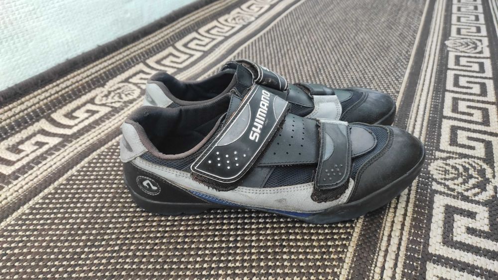 Кросівки велосипедні SHIMANO 

розмір: 45