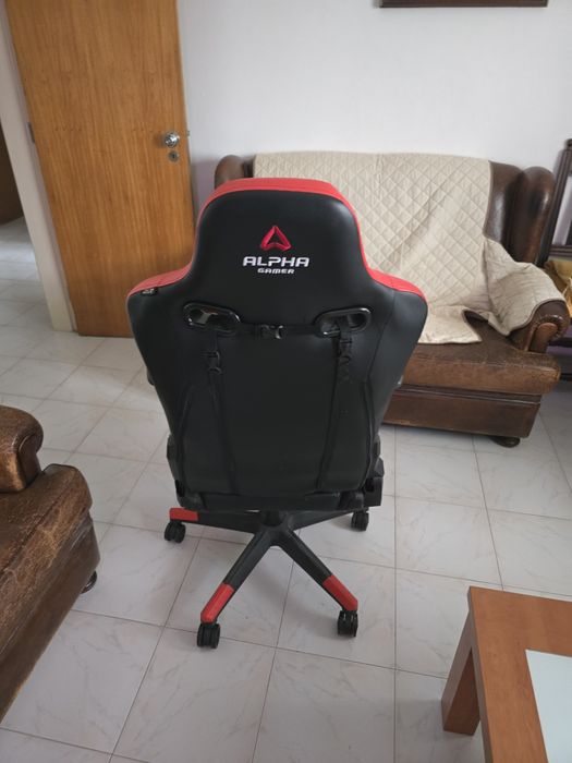Cadeira Gaming Alpha Gamer Zeta Preta/Vermelha