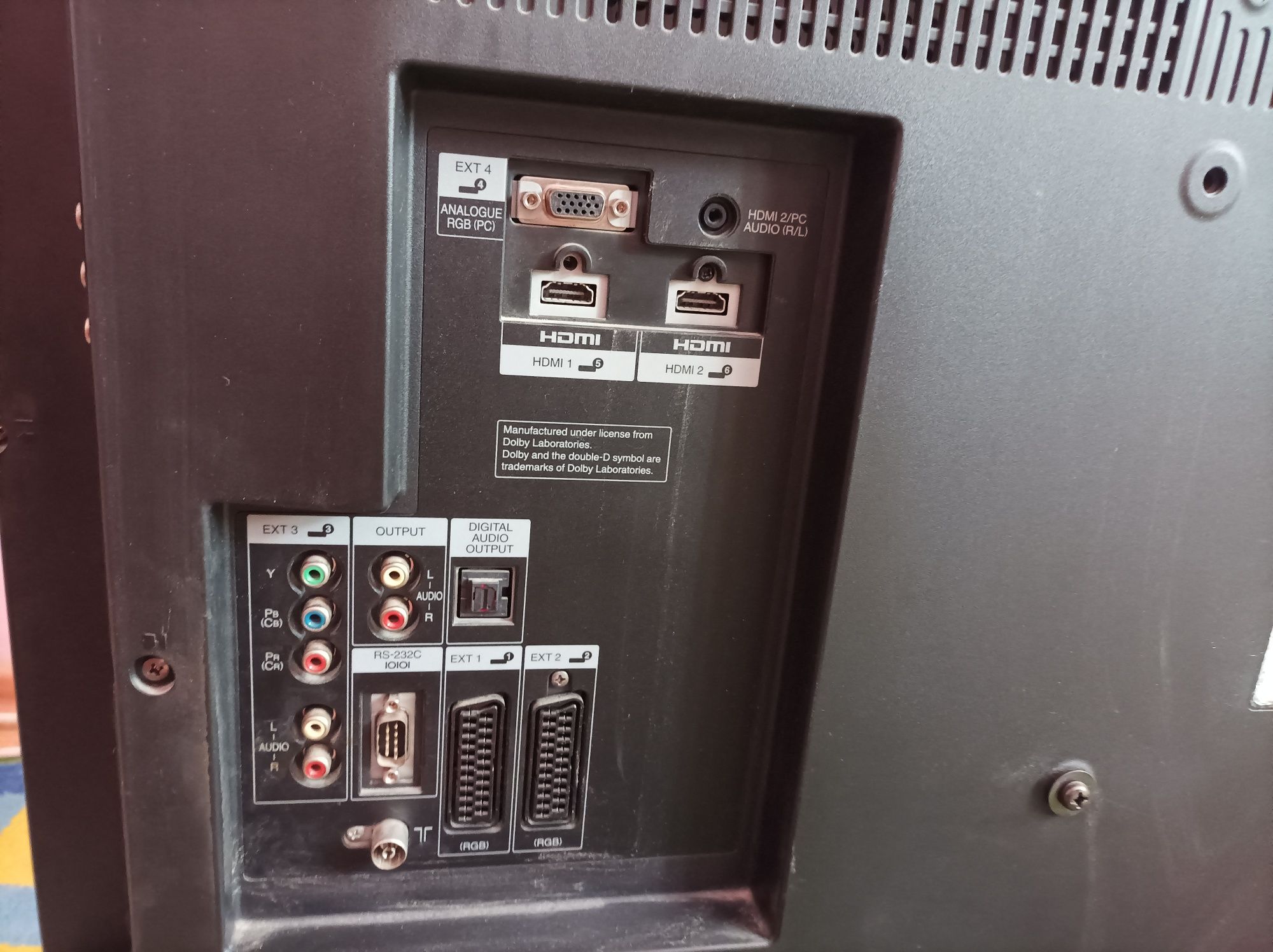 Sprzedam telewizor LCD SHARP 40