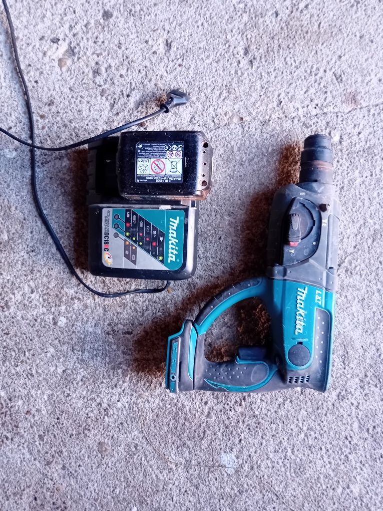 Makita DHR202 Młotowiertarka Udarowa 3Funkcyjna SDS Plus 5.0Ah
