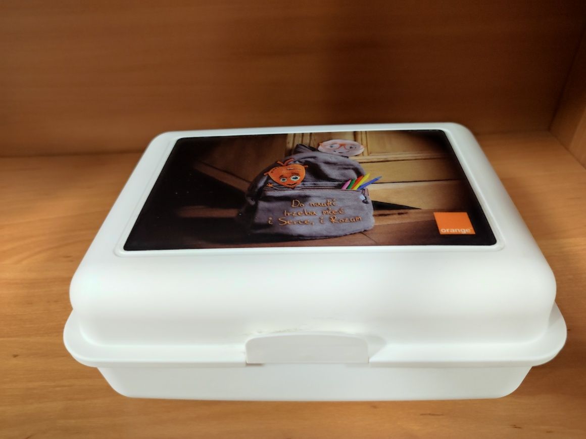 Lunchbox, pojemnik śniadaniowy biały, śniadaniówka