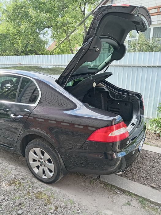 Продам авто Шкода супер 2