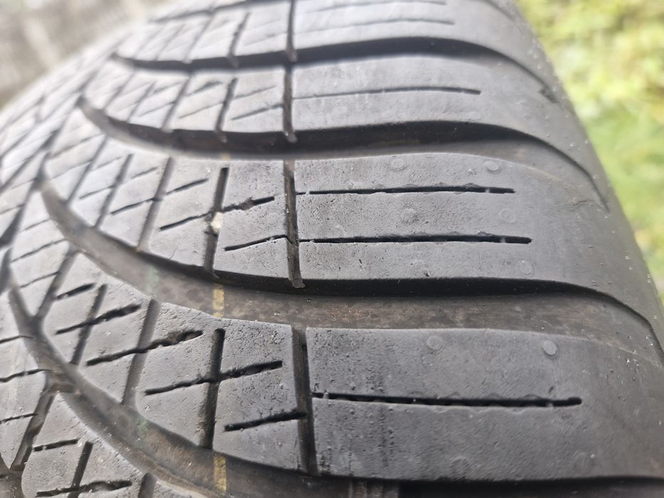 Шини 235/50R18 Goodyear