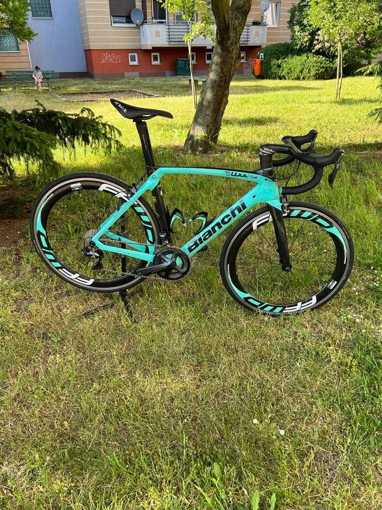 Bianchi Oltre XR4 Ultegra di2 roz.55