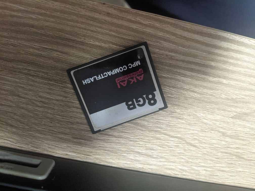 Vendo AKAI MPC 2500