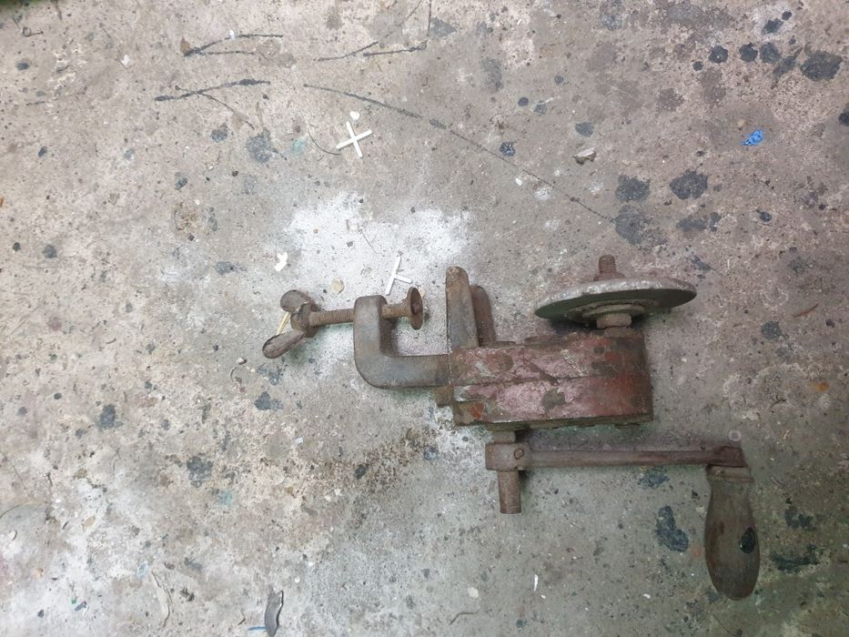 Ręczna ostrzałka do noży  itd