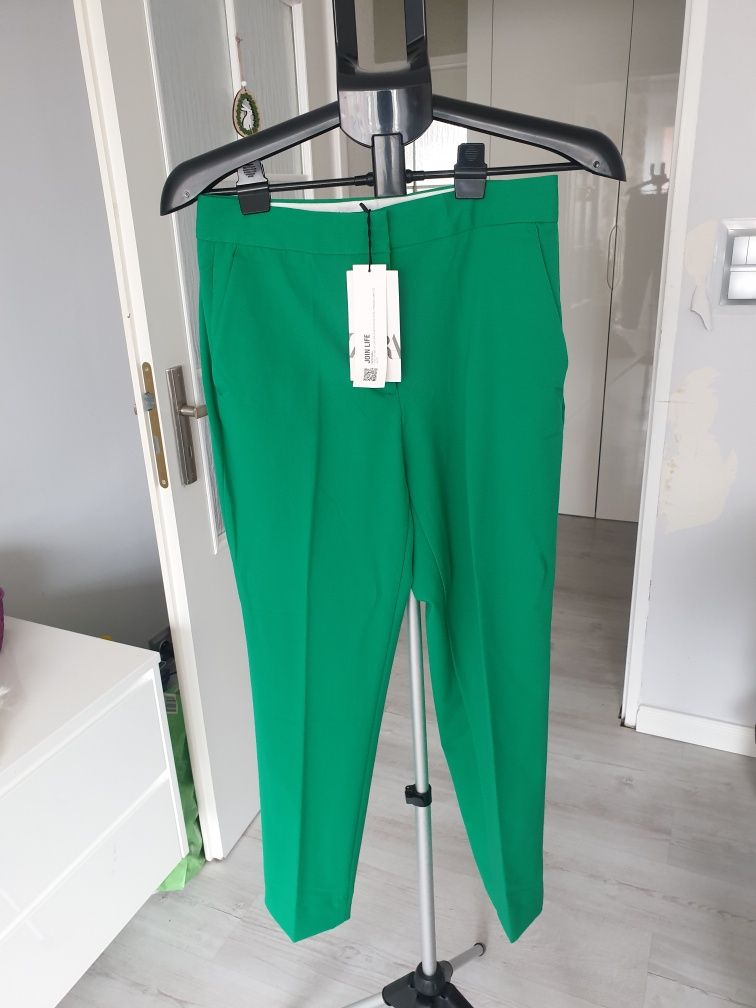 Zara spodnie na kant
