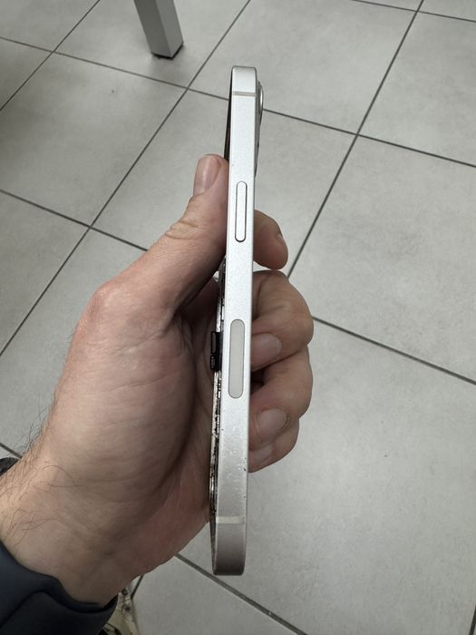 Корпус iPhone 13 Starlight White зі шлейфами