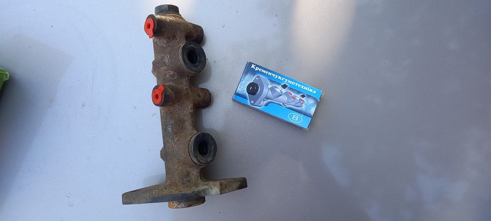 Продам главний тормозний