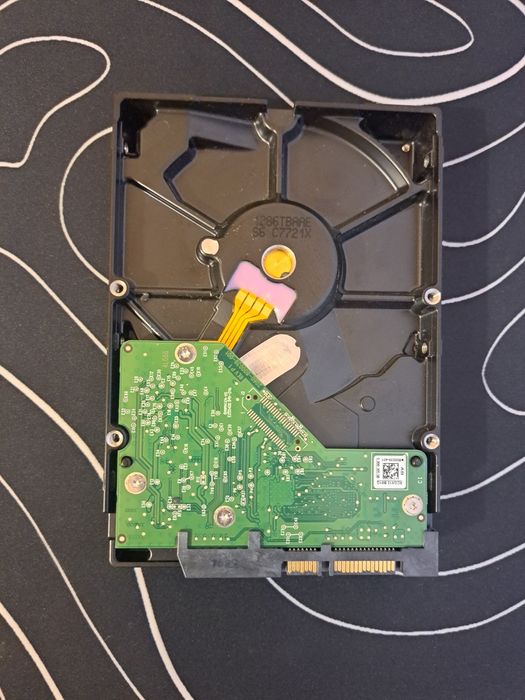 Жосткий диск 1tb