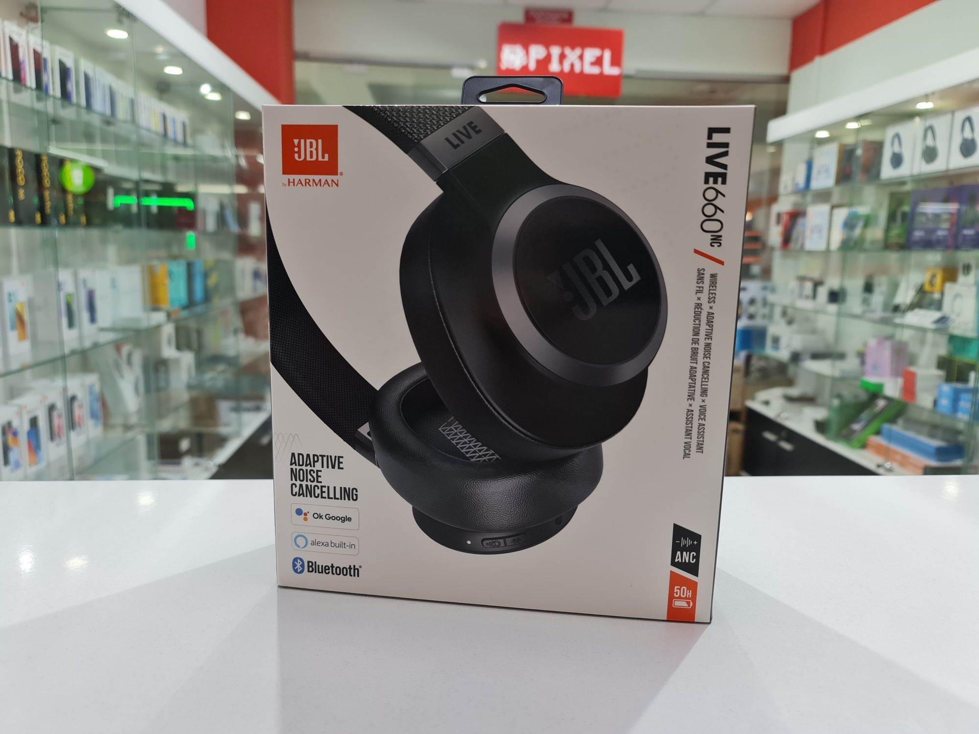 New JBL Live 660NC Active Noise Cancelling