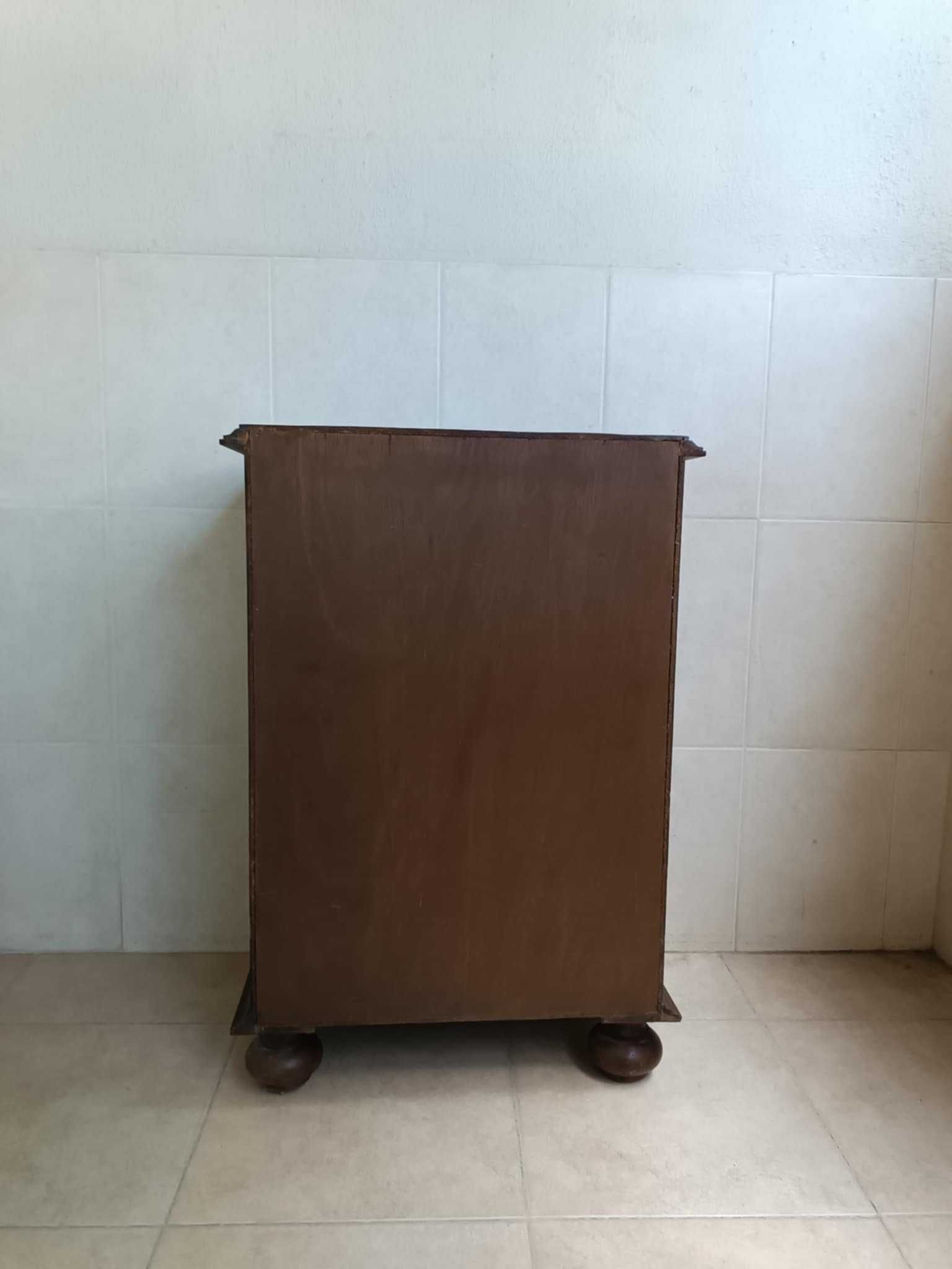 Mesa de cabeceira / Mini Cómoda