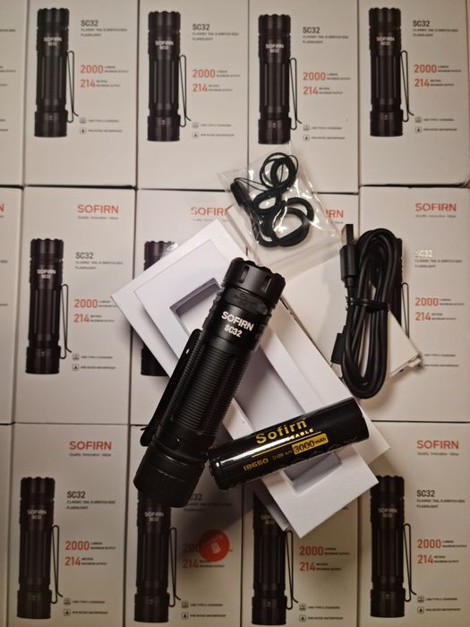 Ліхтар Sofirn SС32, фонарь карманный с АКБ в комплекте
