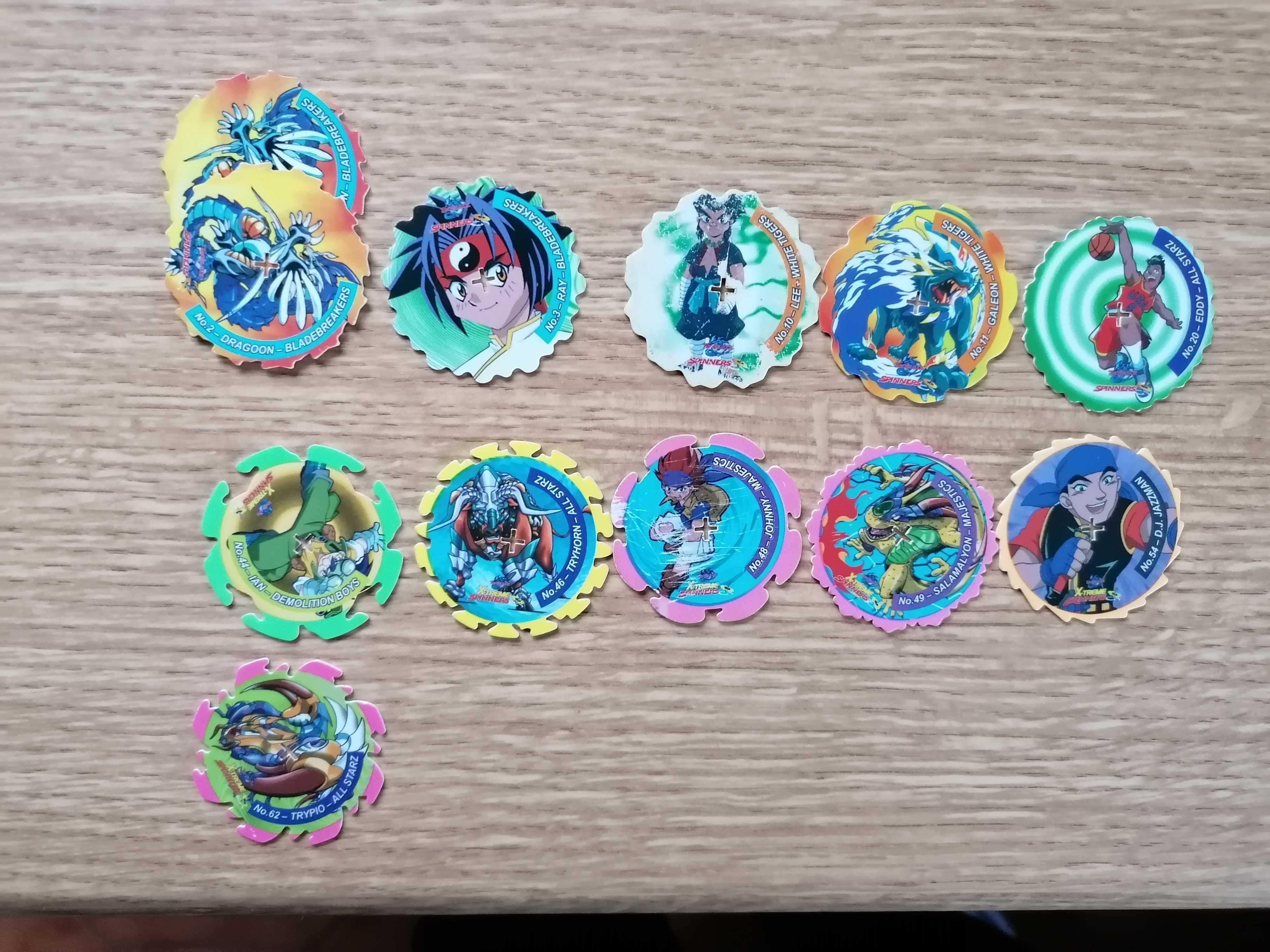 Tazos beyblade -