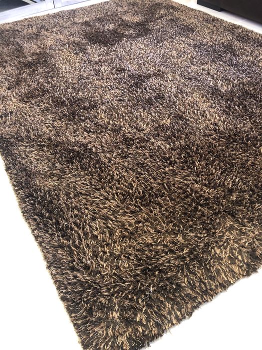 Tapete de Sala Castanho