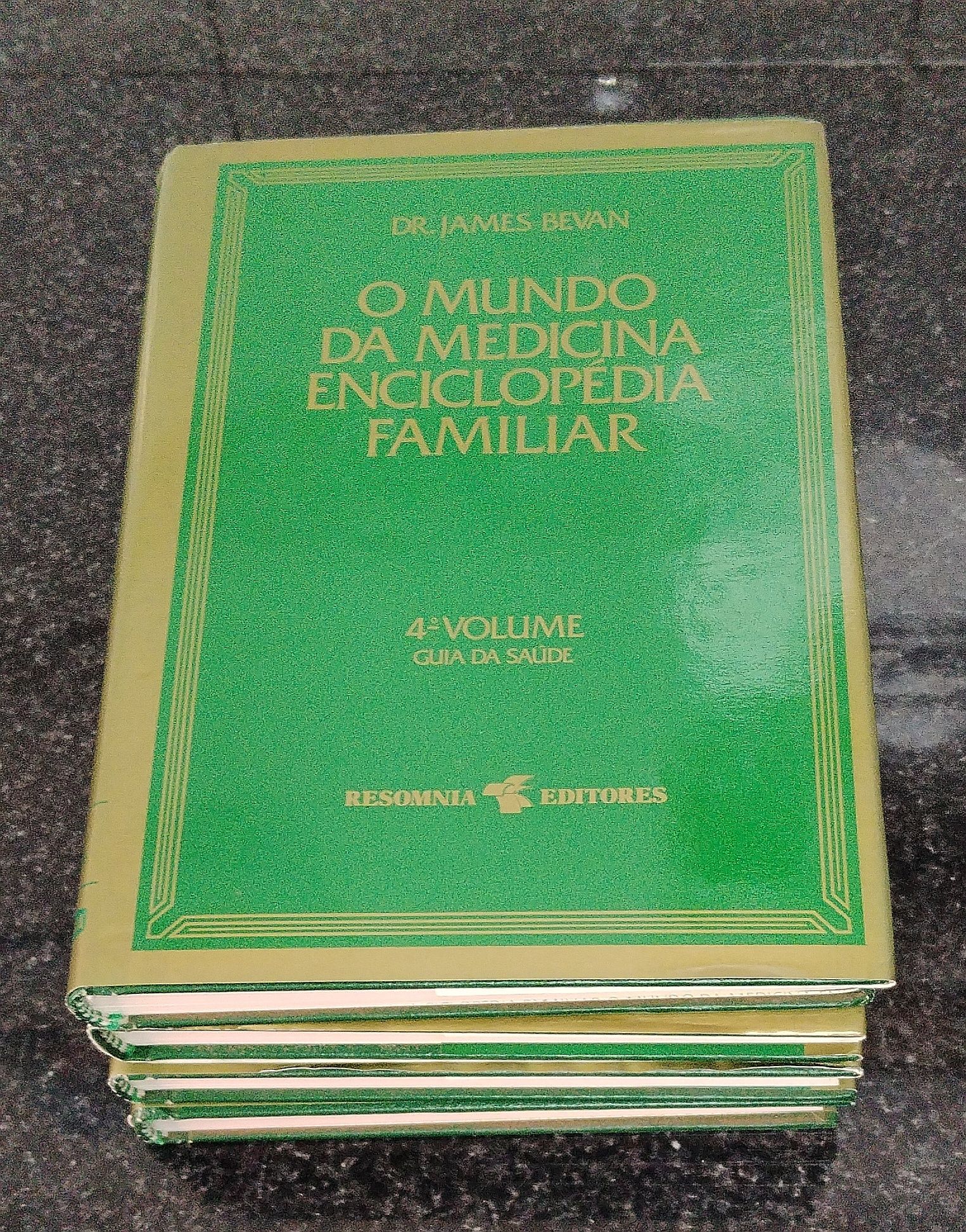 O mundo da medicina enciclopédia familiar de A - Z