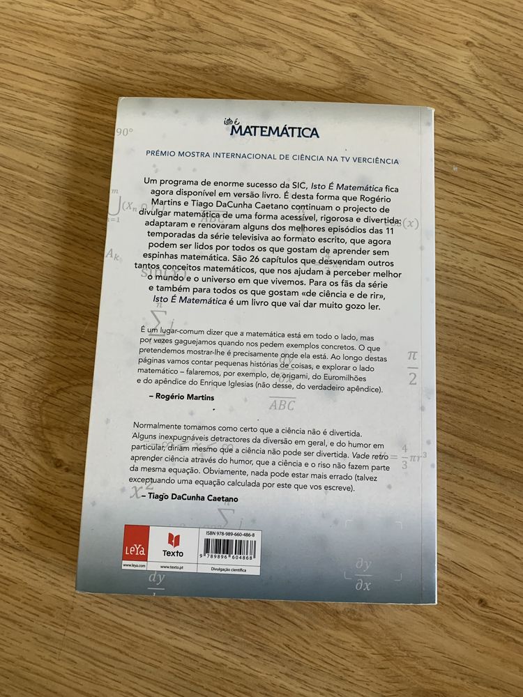 Livro “Isto é matemática”
