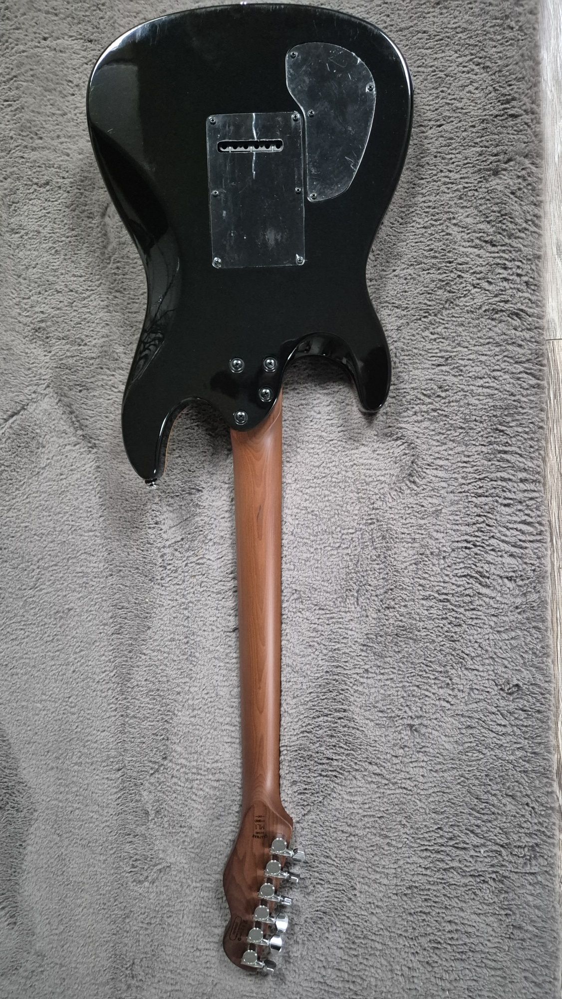 Chapman ML1 hybrid gitara elektryczna