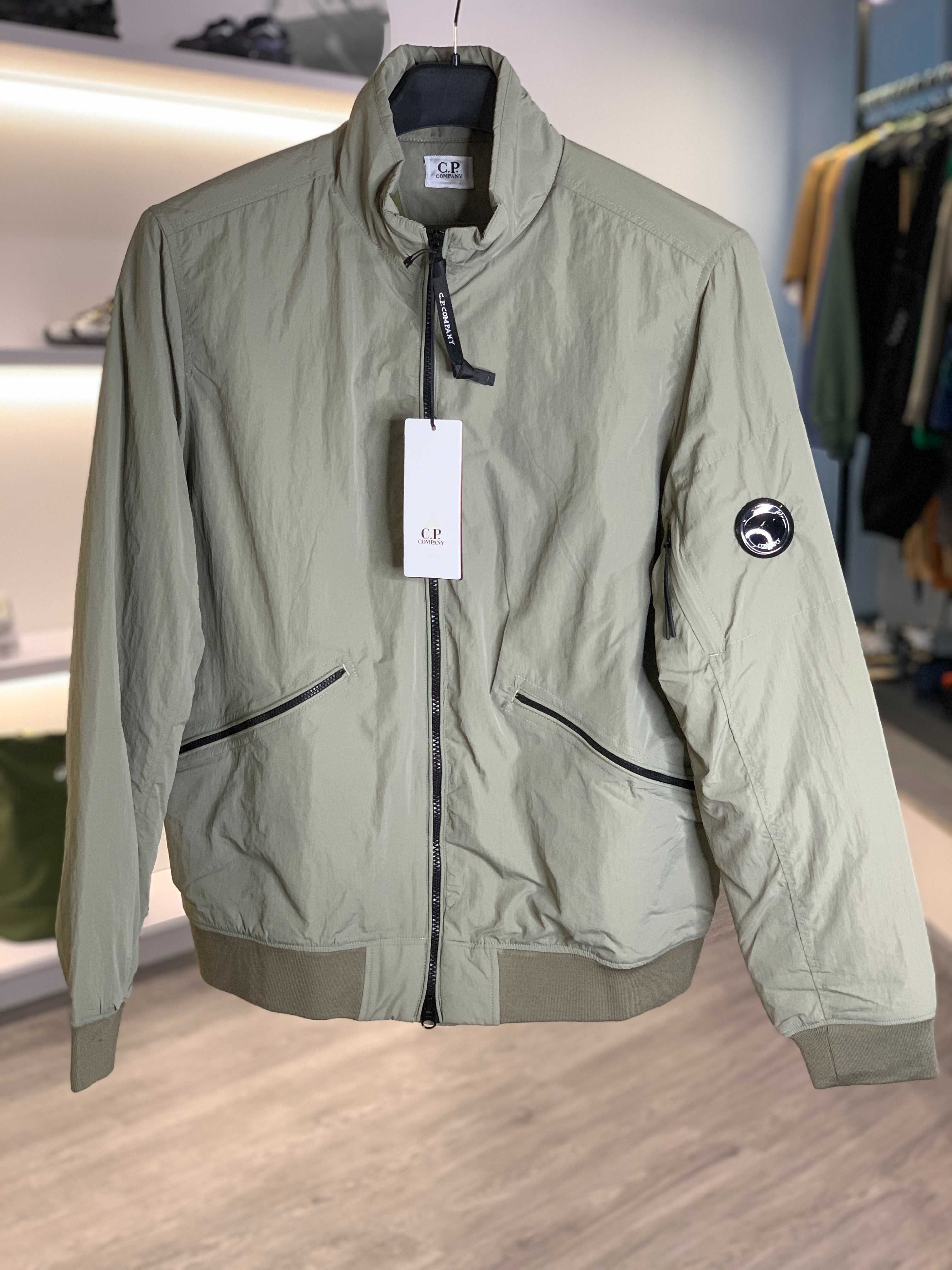 Куртка C.P. COMPANY Chrome-R Jacket Olive