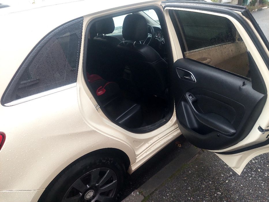 Mersedes Ben's b180 w246