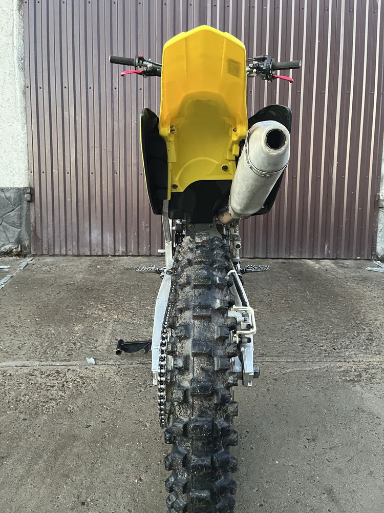 Suzuki rmz 250 2012