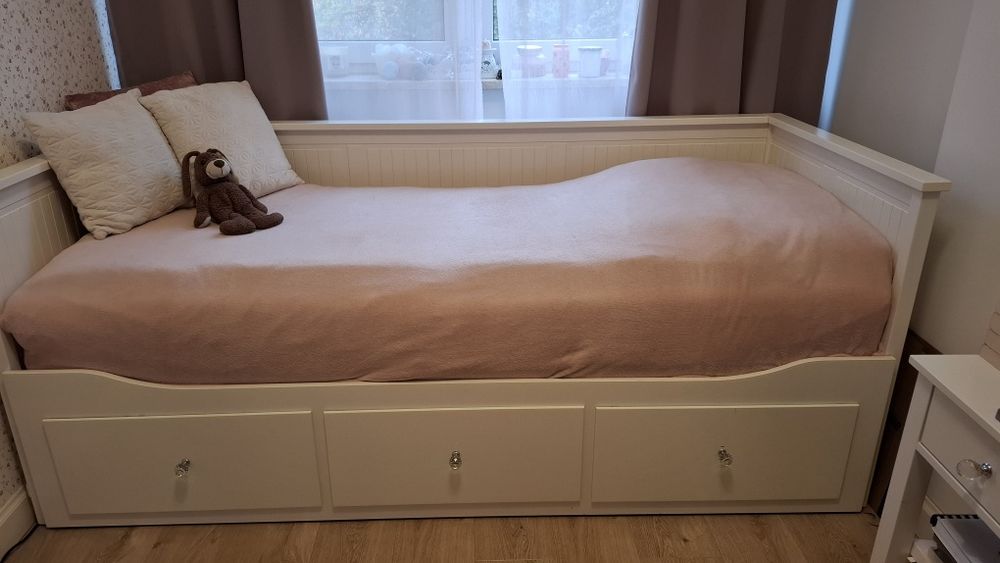 Łóżko Hemnes IKEA + 2 materace