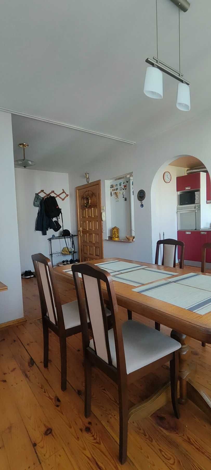 Продаж 3 кімнатної квартири на Митниці (перепланована з 5 кімнатної)