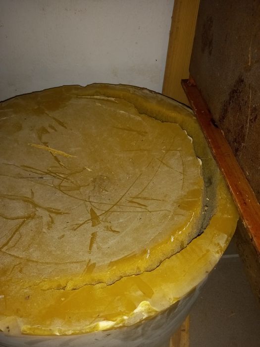 Wosk pszczeli. Naturalny z własnej pasieki