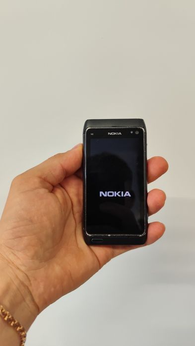 Нокіа н8 Nokia n8 ретро телефон флагман сімбіан металевий