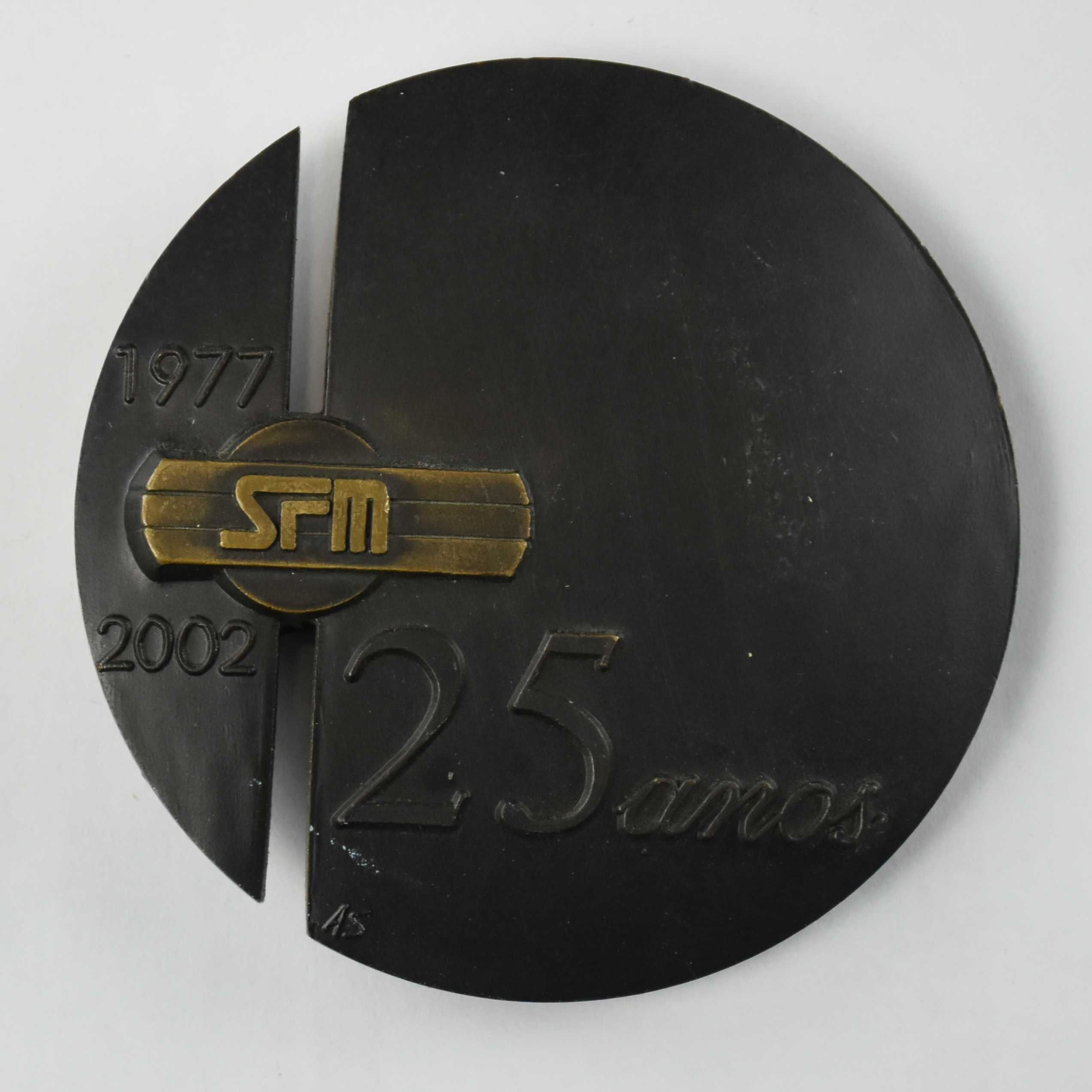 Medalha Comemorativa dos 25 anos da empresa SFM 1977 a 2002