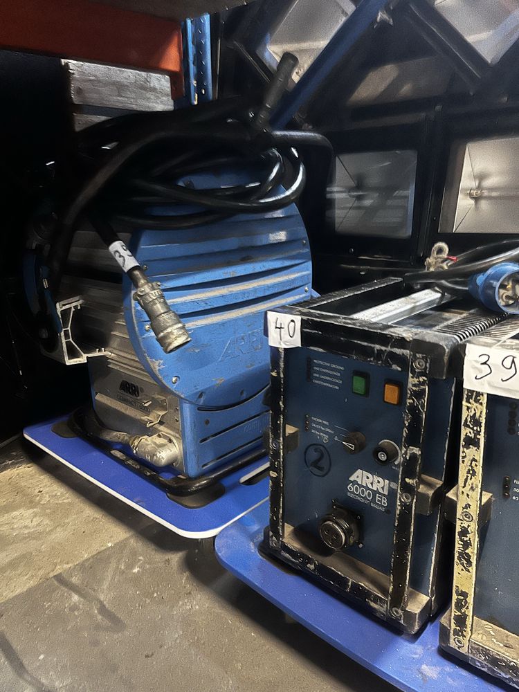 Lampy hmi wszystkie sprzedam arri