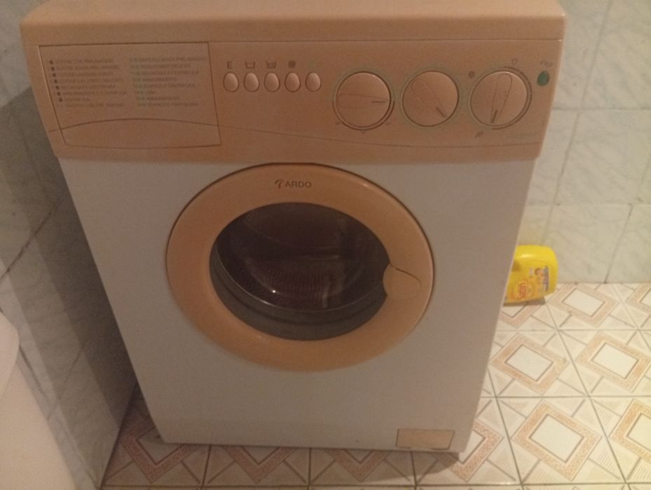 Продам пральну машину Ardo A1000X