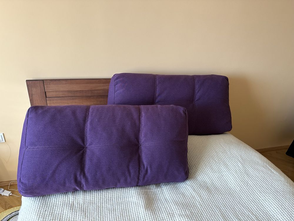 Подушки для дивана або спальні